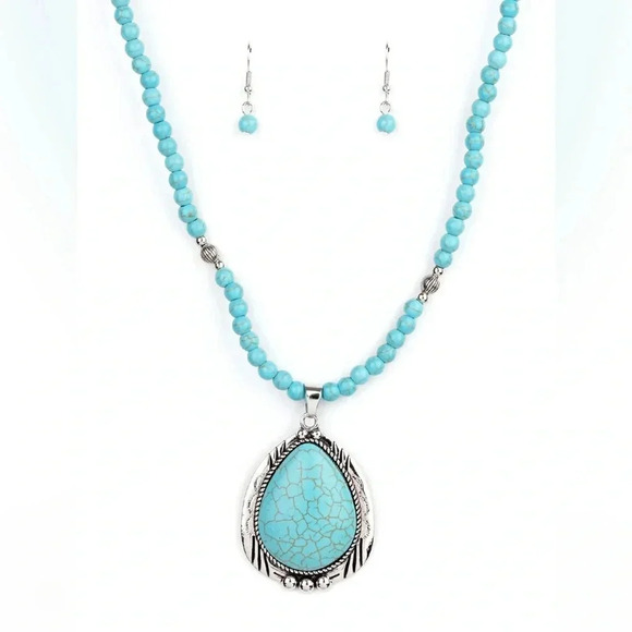 Paparazzi ♥ Evolution - Blue ♥ Necklace - Picture 2 of 2